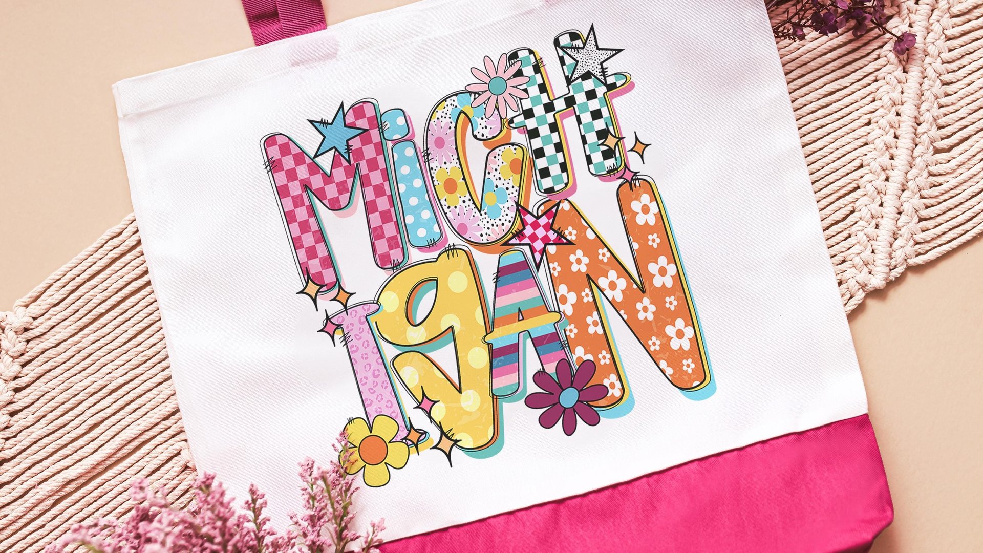 pink checkered Michigan tote bag for teachers, rainbow Michigan real estate agent tote bag for women, cute Michigan gifts for girls, best