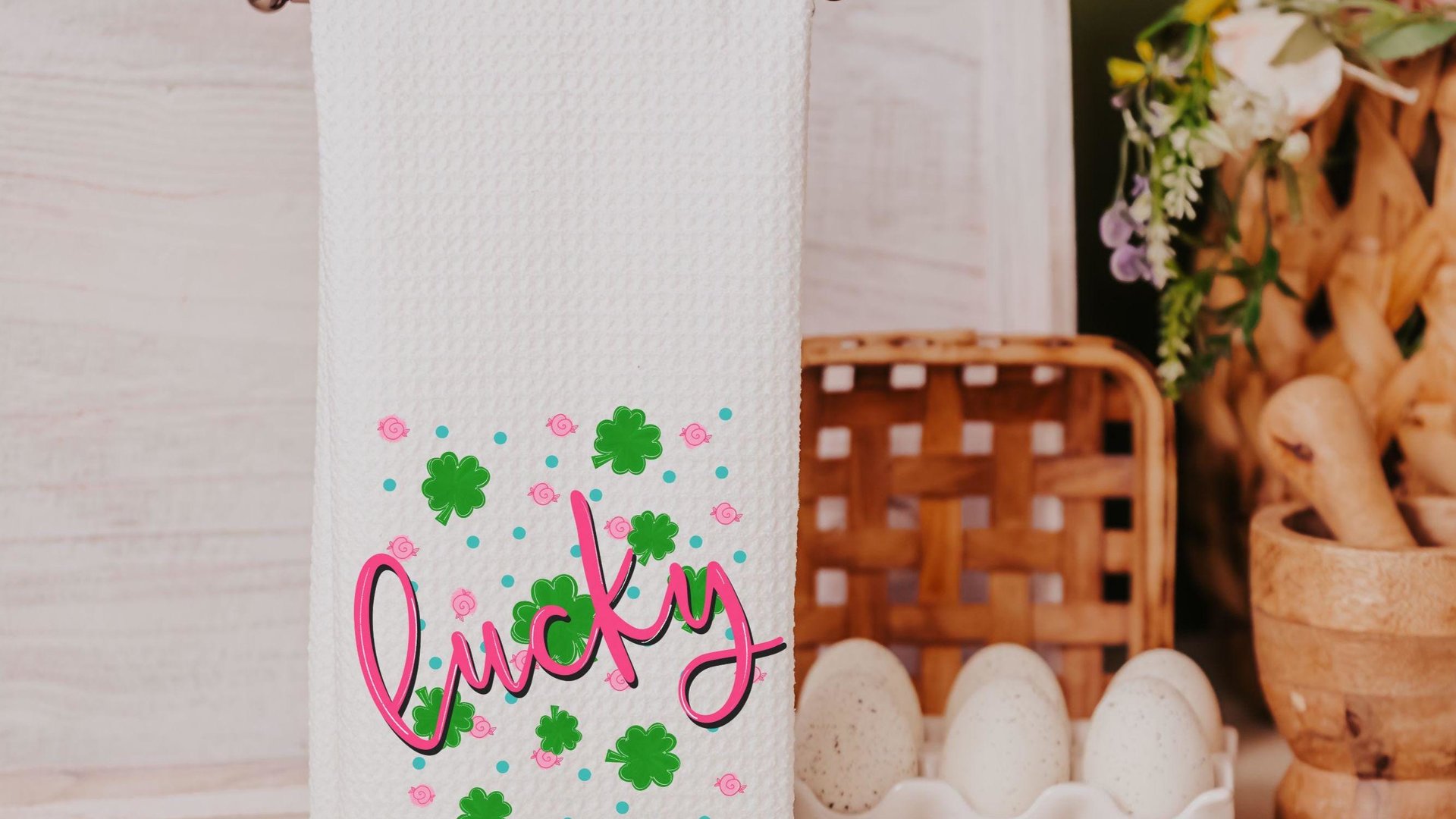 hot pink lucky vibes St Patricks day hand towel for bathroom, green shamrock St Pattys day kitchen towels, Irish gifts for friends, best