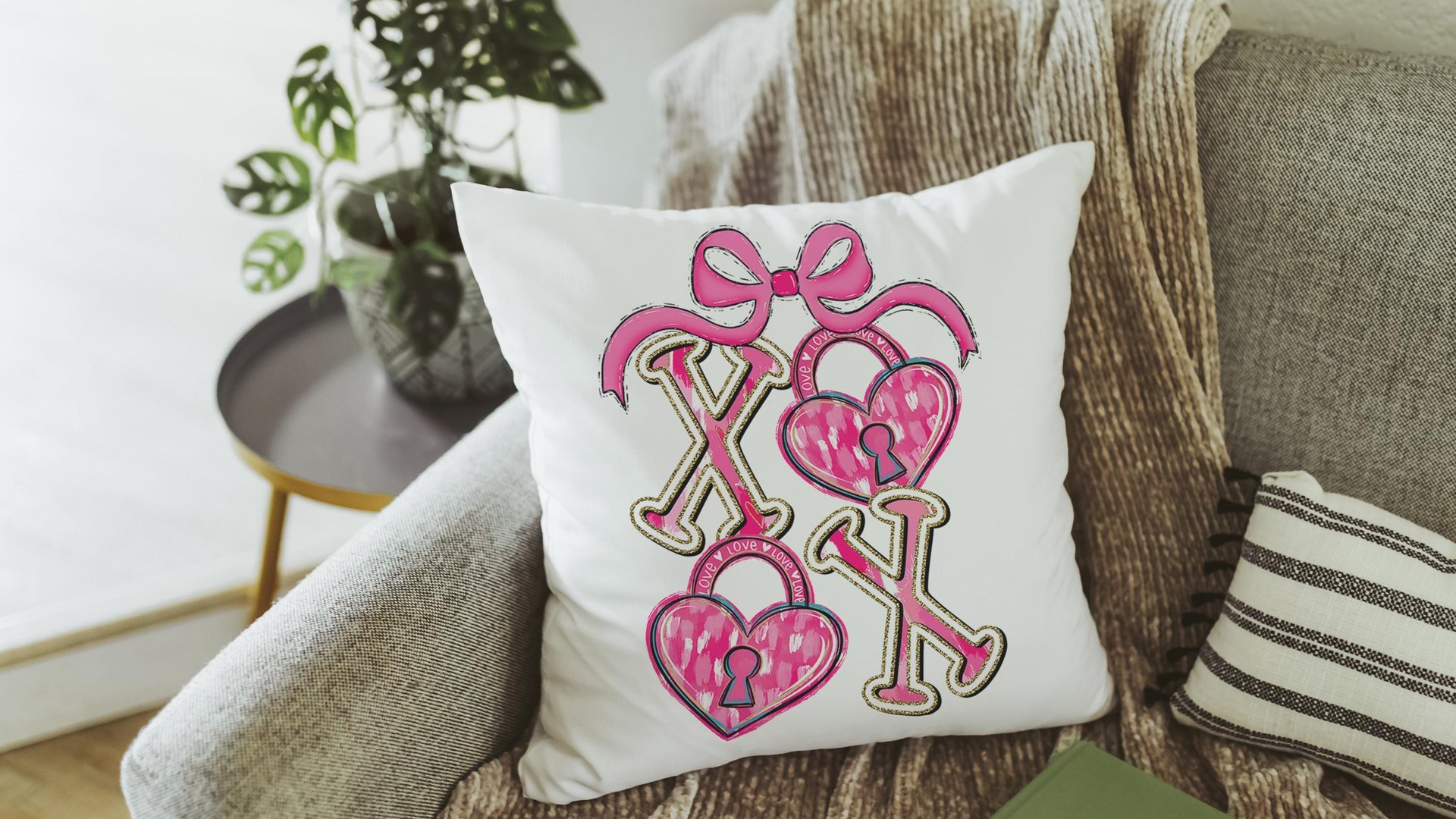 xoxo Valentines throw pillow covers 18x18, Valentines coquette kitchen towels for gifts, key to my heart decorative pillows for couch, V day