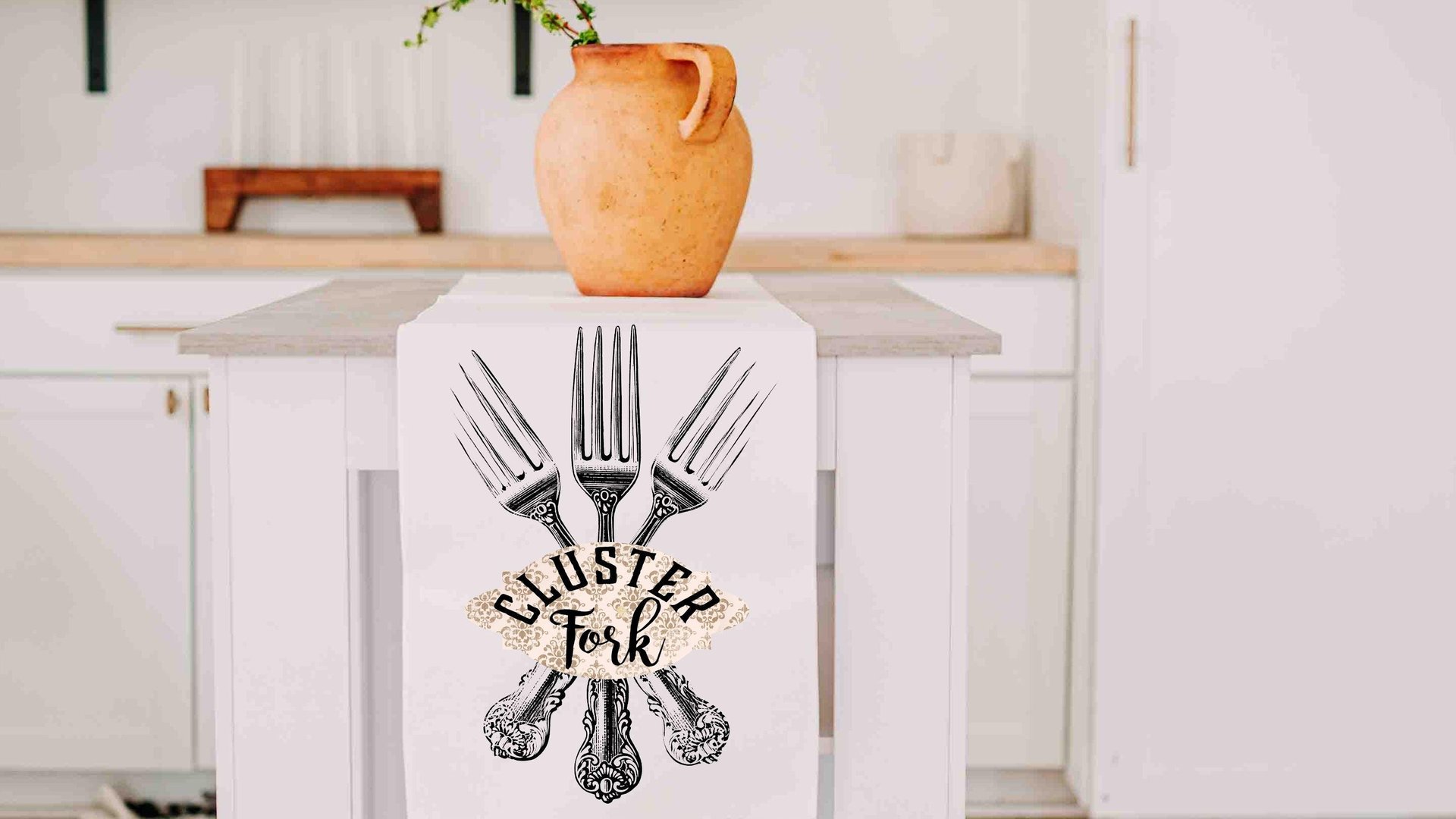 Cluster fork funny table runner 