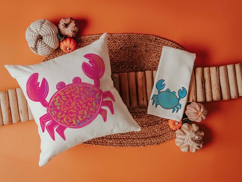 CapableByDesign Colorful crab throw pillows and matching towels