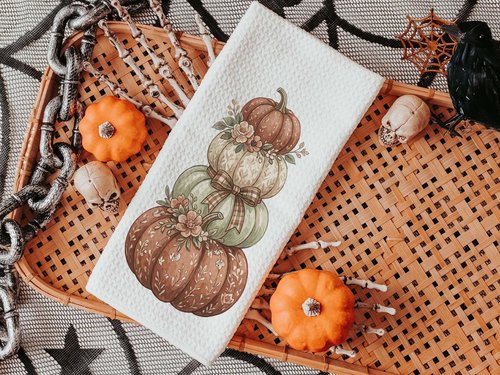 CapableByDesign stacked pumpkins towels