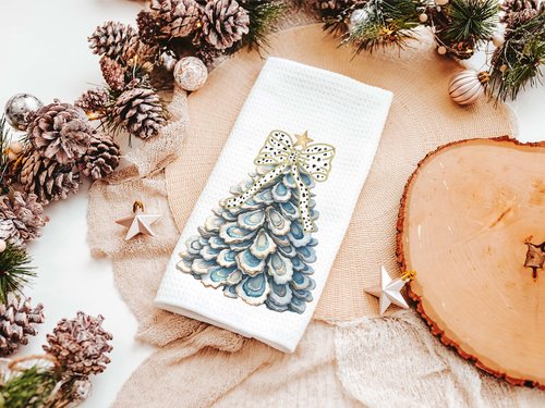 CapableByDesign oyster shell Christmas tree with polka dot bow pillows and matching towels