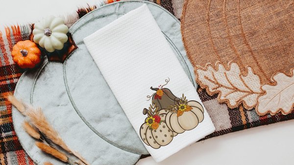 cream pumpkin kitchen towels fall kitchen decor, Thanksgiving hostess gifts for women, sunflower pumpkin hand towels for bathroom, brown