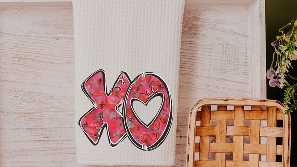 xo kitchen towels, cute Valentines kitchen decor, fun Valentines gifts for friend, hugs and kisses Valentines hand towels for bathroom, best