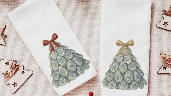oyster shell Christmas tree tea towels kitchen towel for winter, oyster Christmas gifts for neighbors, coastal Christmas bathroom hand towel