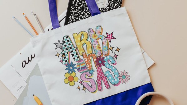 pink checkered Arkansas tote for college, real estate agent tote bag for women, Little Rock Arkansas gifts, farmers market bag, cute teacher