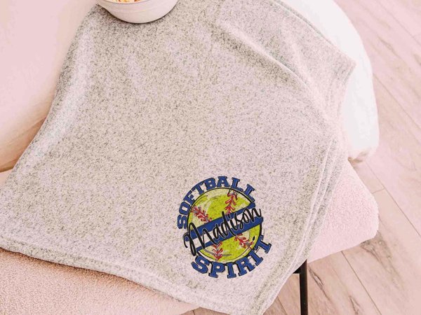 CapableByDesign personalized team spirit softball throw blanket with name
