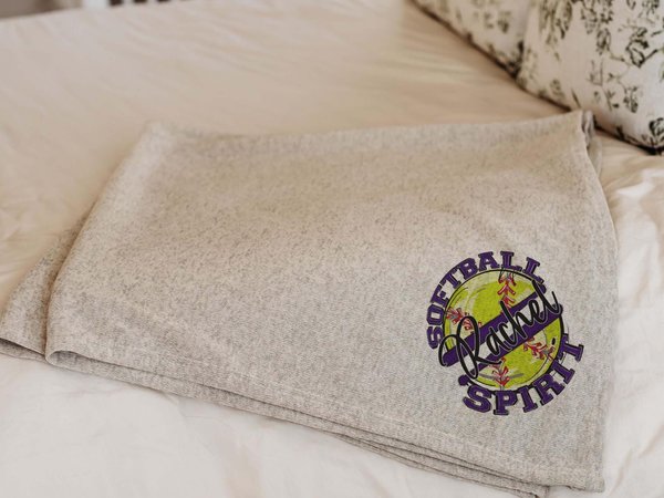 CapableByDesign personalized team spirit softball throw blanket with name