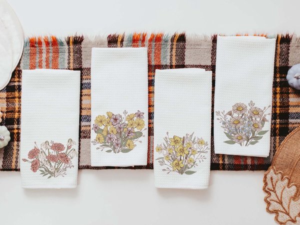CapableByDesign Birth flower of the year set of 12 towels